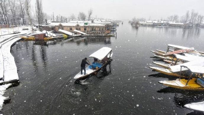 Weather report: अगले 5 दिनों तक सर्दी से राहत मिलने की उम्मीद  नहीं, पहाड़ों पर फिर बर्फबारी का अलर्ट