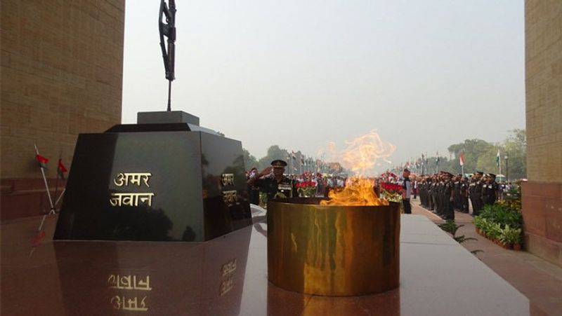 Amar Jawan Jyoti row: Govt sources claim flame being merged; allege misinformation