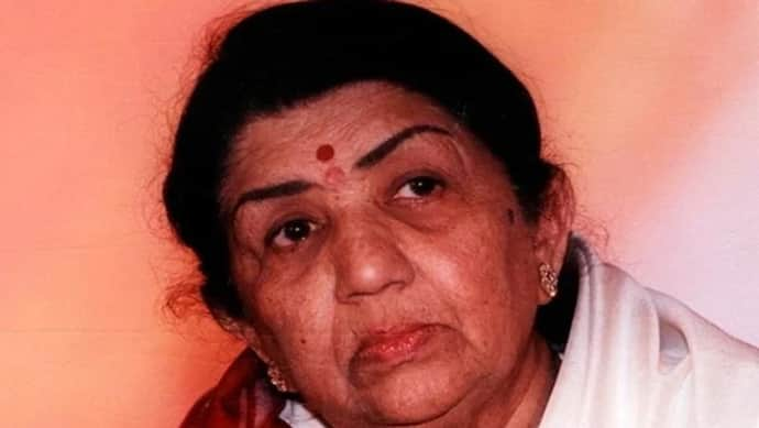 Lata Mangeshkar Health Update: हालत में सुधार लेकिन अभी इस वजह से और कुछ दिन रहना पड़ेगा ICU में