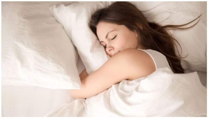 Avoiding afternoon naps to coffee: 8 tips from expert for a good night's sleep