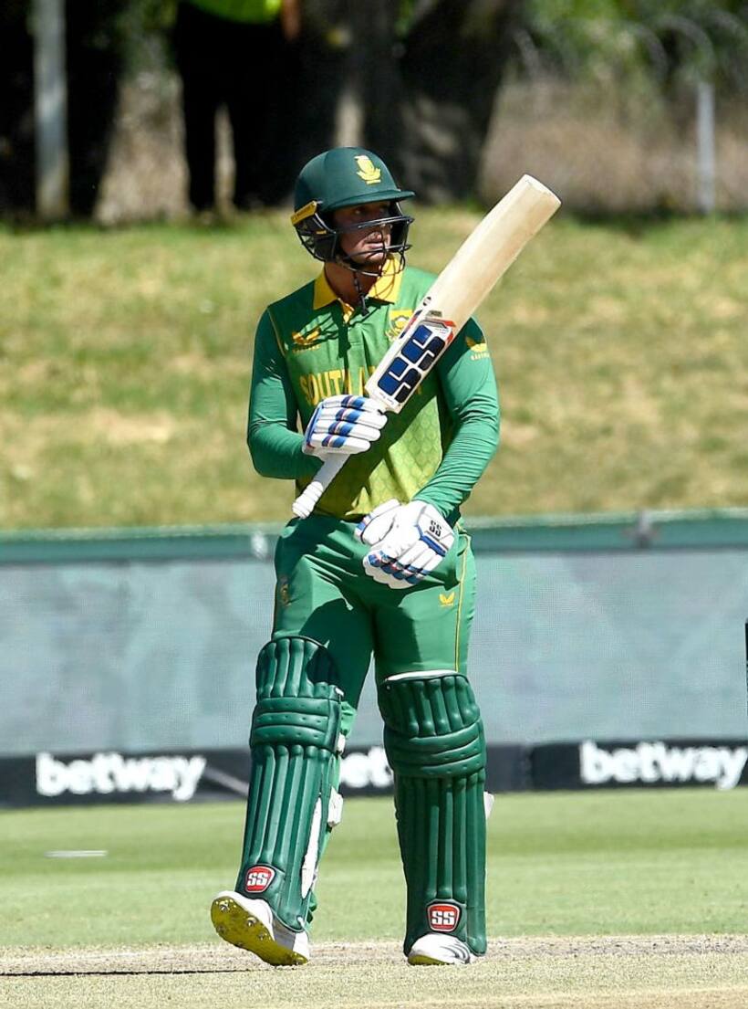 IND vs SA 2021 22, 3rd ODI: De Kock's 17th century puts Proteas on top after shaky start, netizens applaud