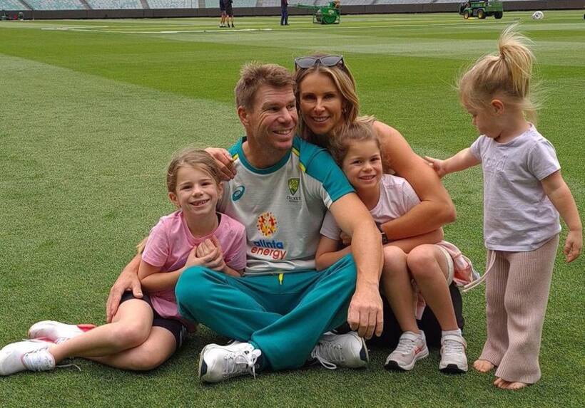 David Warner’s girls perform Allu Arjun, Rashmika Mandanna’s  song 'Saami Saami'; Allu Arjun reacts (watch)