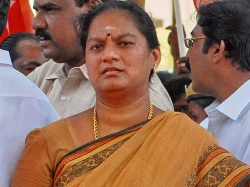 Sasikala Pushpa house attack.. Case against 3 DMK councillors