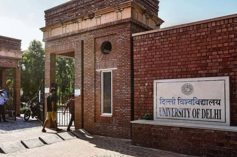 'Remove all misleading material about eligibility criteria from website': Delhi HC directs DU 