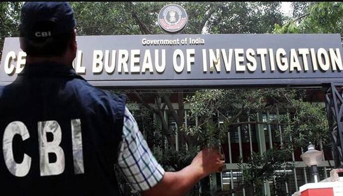 दिल्ली आबकारी पॉलिसी स्कैम में CBI ने 8 आरोपियों के खिलाफ लुकआउट नोटिस किया जारी