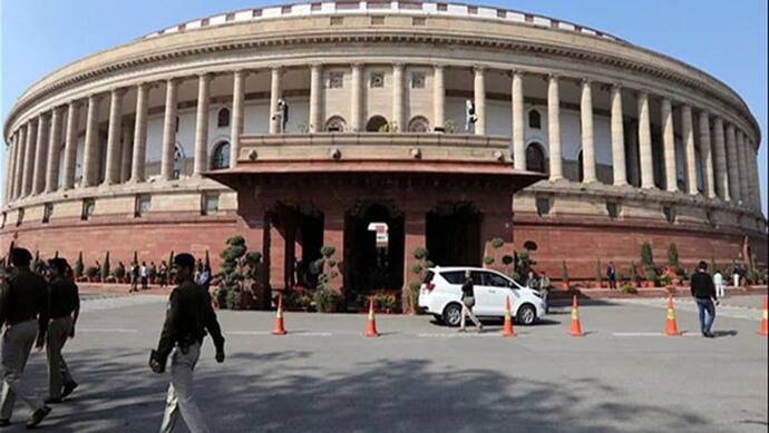 Budget session 2022: विपक्ष ने किया ऐलान-पेगासस, किसान और दलितों के अत्याचार का मामला उठाते रहेंगे