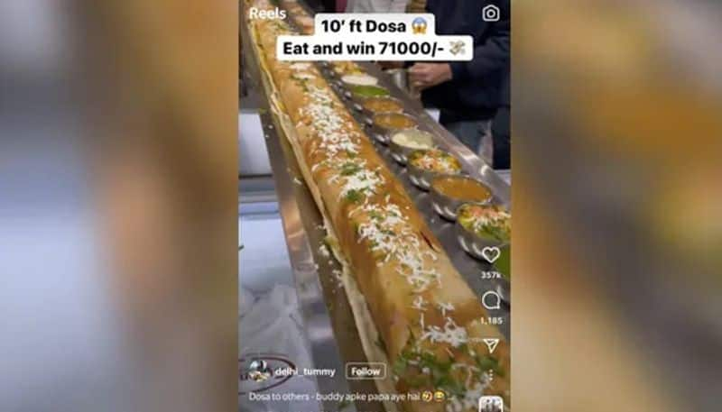 video in which chef prepares ten ft dosa and if anybody eat it who will get 71000 prize