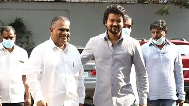 who in bussy anand how he become close with Thalapathy vijay