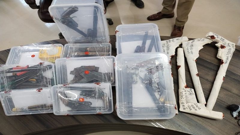 UP Election 2022: Uttar Pradesh Police seizes illegal arms in Azamgarh, Ballia, Jaunpur - ADT