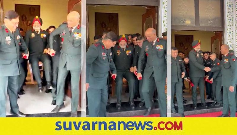 Indian Army Officers Give Heartwarming Farewell Lt General Kanwal Singh akb