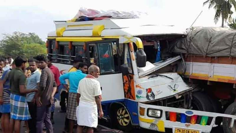 old man death road accident in padappai