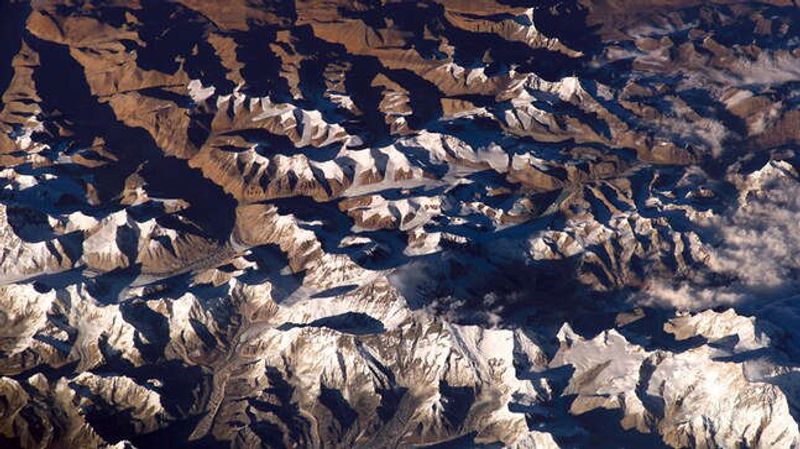 Scientists find lost supermountains four times longer than Himalayas