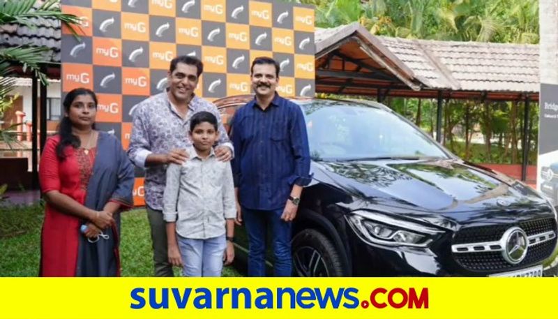 Kerala Employee Gets Mercedes Benz SUV as Gift From Boss akb