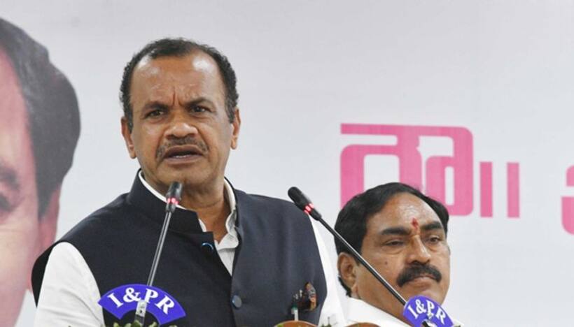 ప్రగతి భవన్‌ను పేల్చేయాలన్న రేవంత్.. అలా అనుకుండా వుండాల్సింది : కోమటిరెడ్డి స్పందన ఇదే