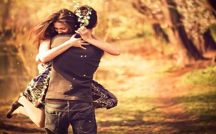 Happy Hug Day 2022