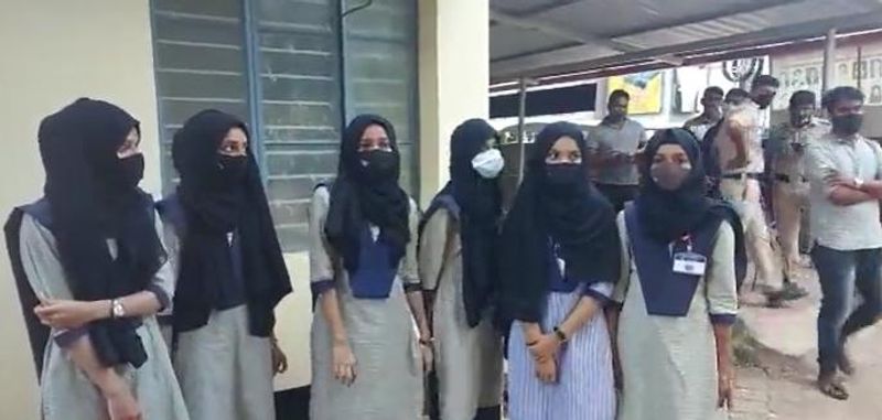 Karnataka HM warns: 'Today it is about hijab, tomorrow they may seek syllabus change'-dnm