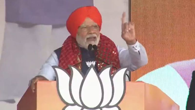 Punjab Election 2022: AAP, Congress pretending to be against each other, says PM Modi-dnm