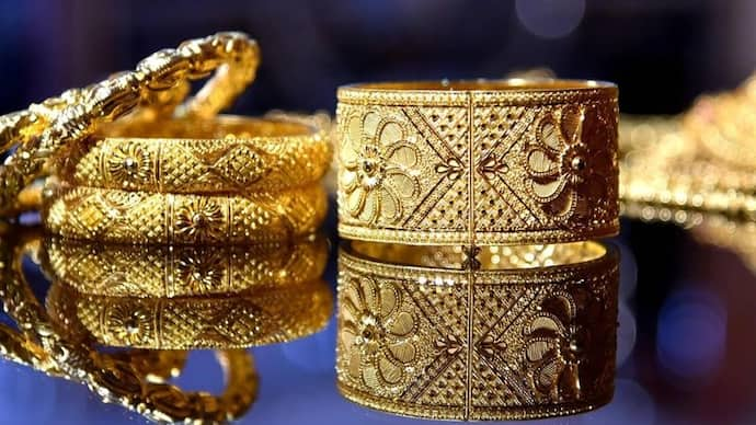 Ukraine Russia War के बीच Gold 51,000 रुपए के नीचे, क्‍या निवेश करने का यह‍ी है सही समय?