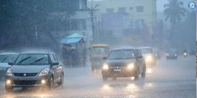 উত্তরবঙ্গে গাড়ির জানালায় বৃষ্টির ছাঁট, তাপমাত্রা বেড়ে চরম অস্বস্তি দক্ষিণবঙ্গে