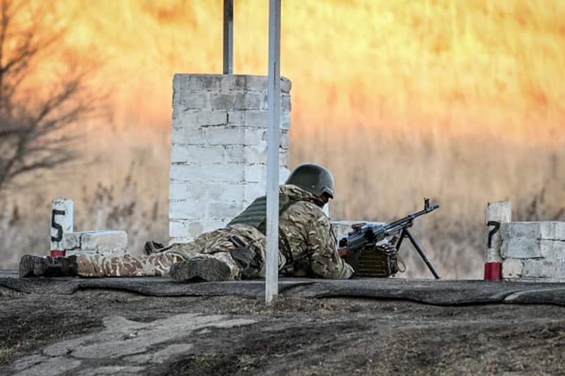 Ukraine crisis: Multiple explosions heard in rebel-held Donetsk city, citizens asked to exercise caution