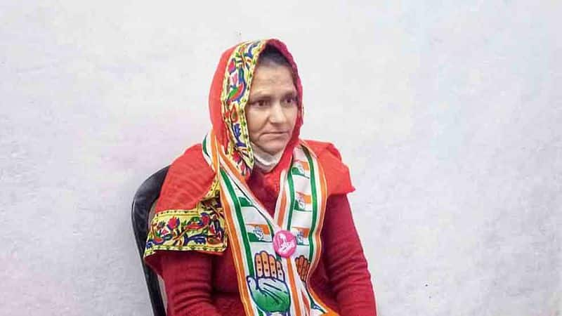 congress local leaders doesn't support Asha Singh