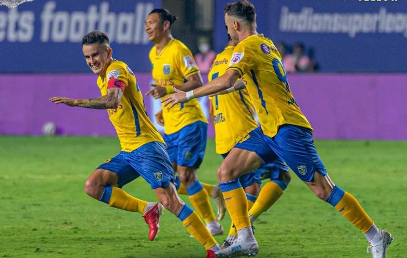 ISL 2021-22: Joni Kauko's stoppage time goal holds Kerala Blasters to a draw against ATK Mohun Bagan