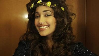 Jiah Khan Birth Anniversary: अमेरिका में जन्मीं और ब्रिटेन में पली जिया खान ने इस वजह से बदल दिया था असली नाम