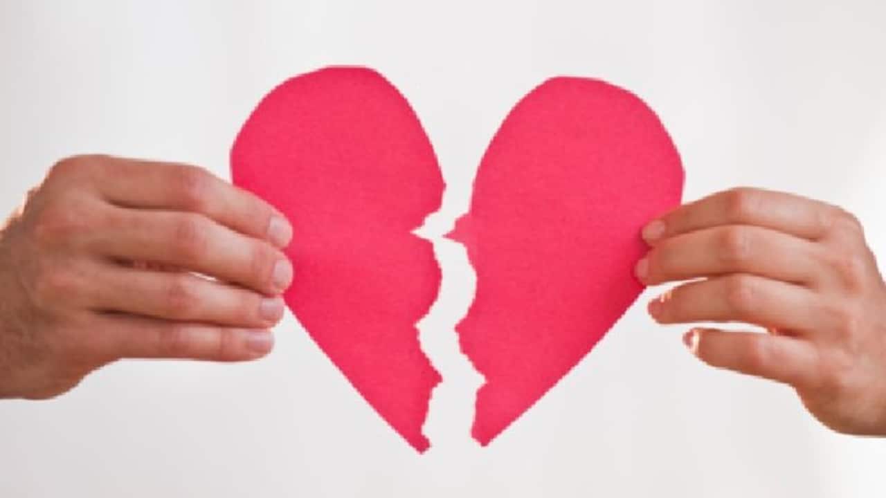 Dealing with a heartbreak? Here are some tips that can help you get over it 