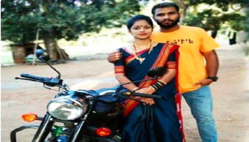 Husband commits suicide after Seen Wife Dead Body at Kodagu rbj