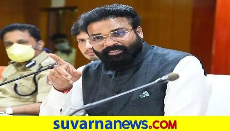 100 Crore to Buy Buses for Kalyan Karnataka Says Minister B Sriramulu grg