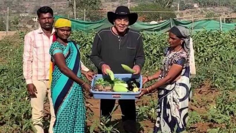 86 साल के Dharmendra ने खेत में लगाए प्याज आलू के पौधे, शानदार है 100 एकड़ में फैला ये फॉर्महाउस