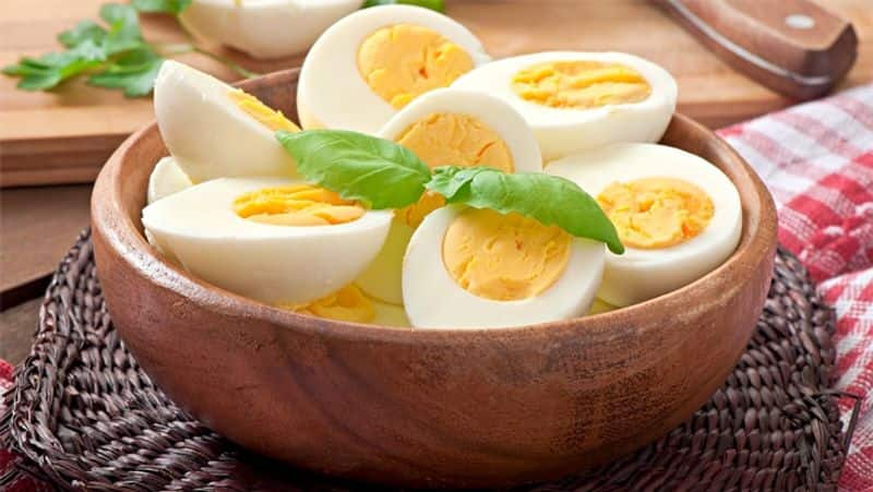 it is good or bad to eat eggs during pregnancy