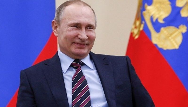 russians smiles less says a study and it explains the reasons behind this