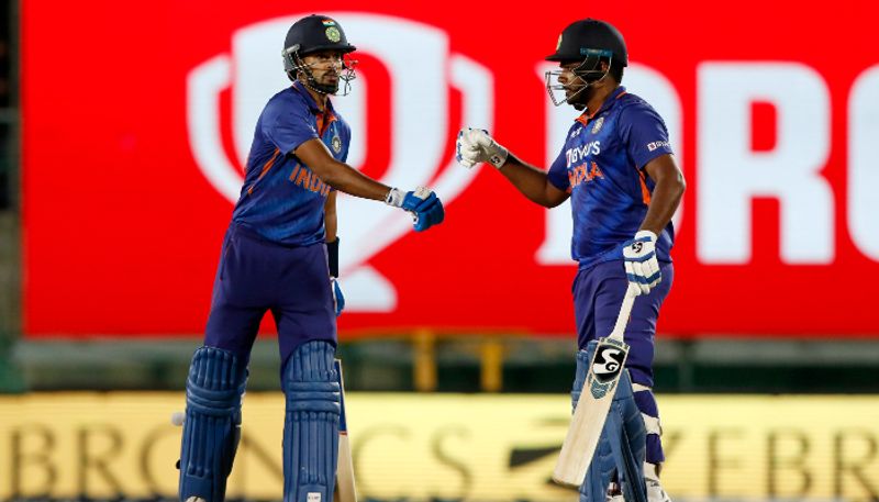 Shreyas Iyer and Ravindra Jadeja Shines India Beat Sri Lanka by 7 Wickets in 2nd T20I san