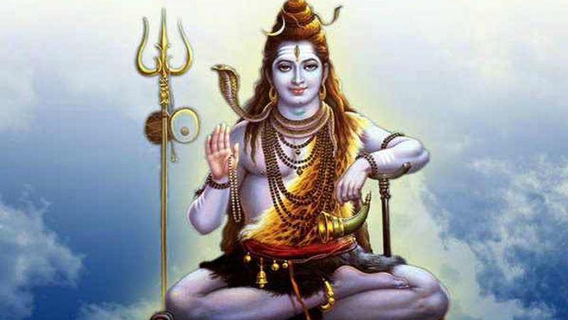 Famous weapons of lord shiva trishul and chakra