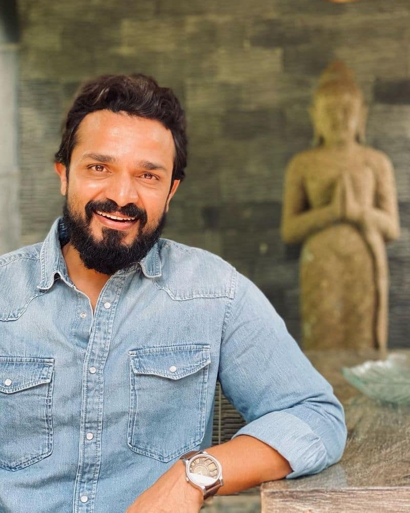 Laxman Savadi Has potential to Become CM of Karnataka says Actor Vijay Raghavendra grg