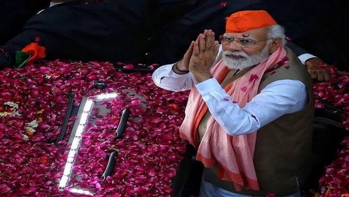 जानिए आखिर क्यों पीएम मोदी ने वाराणसी में रोड शो के दौरान पहनी थी भगवा टोपी, क्या हैं इसके मायने?