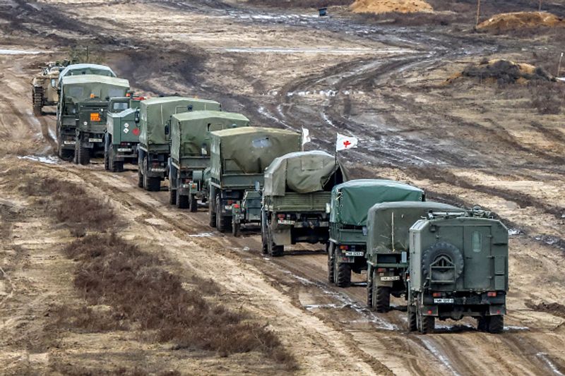 Chinas cheap tires cost Russia dearly brakes on 64 km long convoy of Russian army in Ukraine san