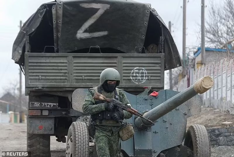 russian troops near another ukraine nuclear power plant in yuzhnoukrainsk, second largest npp after zaporizhzhia san