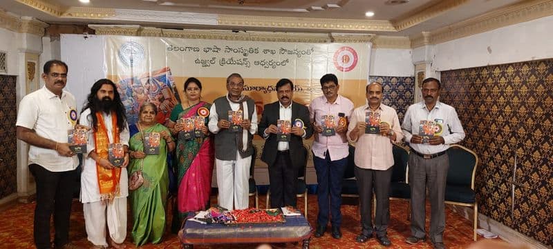 N Gopi releases surya Dhanjay short stories book Jholi