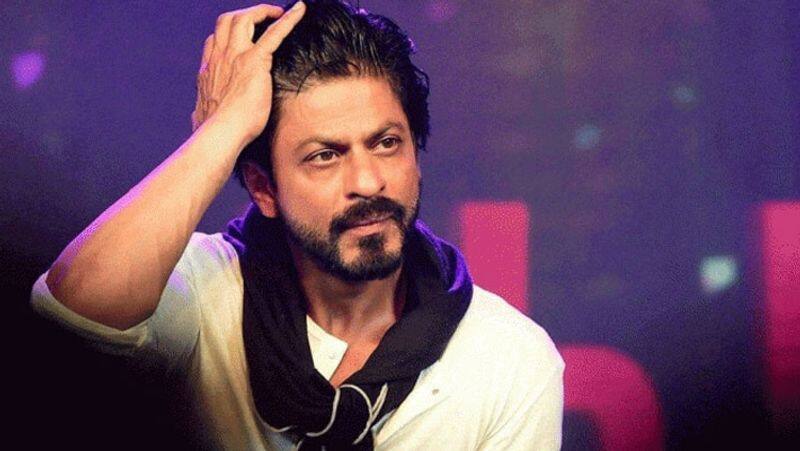 bollywood actor shahrukh khan has been diagnosed with a corona infection