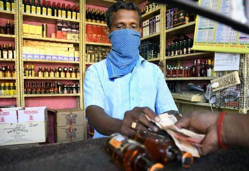 man punished for cleaning a tasmac daily who commit accident while drunken drive in tirunelveli