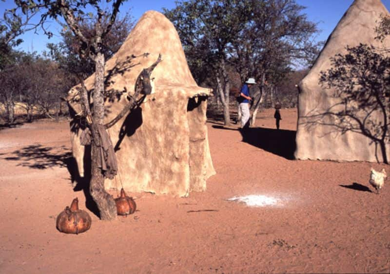 unique culture of nomadic tribe Himba