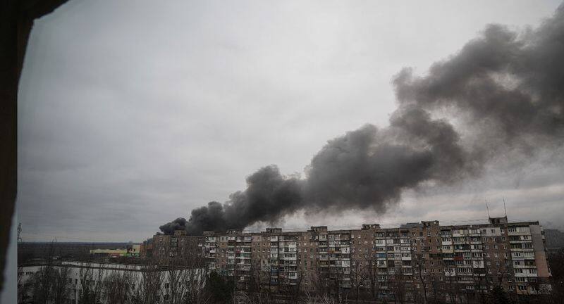 35 killed in russia airstrikes on Lviv in Ukraine