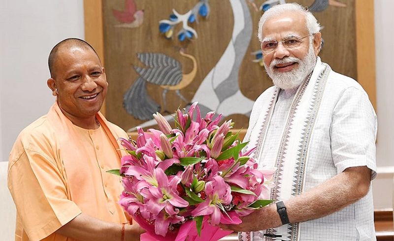 Uttar Pradesh Election Result Yogi Adityanath Meets PM Modi to Discusses New Cabinet ckm