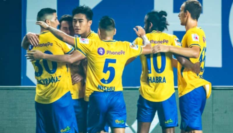 ISL Final: Kerala Blasters cant wear yelloj jersy in ISL Final against Hyderabad FC