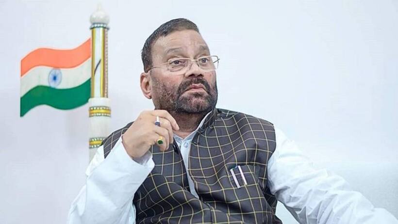 हारे स्वामी प्रसाद मौर्य को सपा बना सकती है एमएलसी, 2024 के मद्देनजर एमएलसी की चौथी सीट पर मुस्लिम पर दांव !