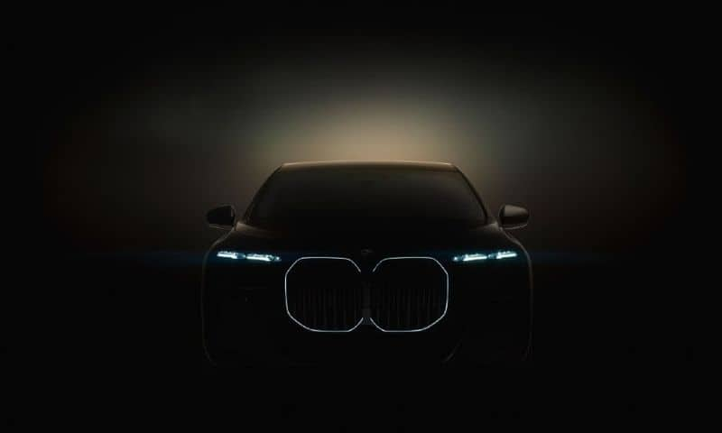 Next gen BMW 7 Series i7 EV global debut on April 20