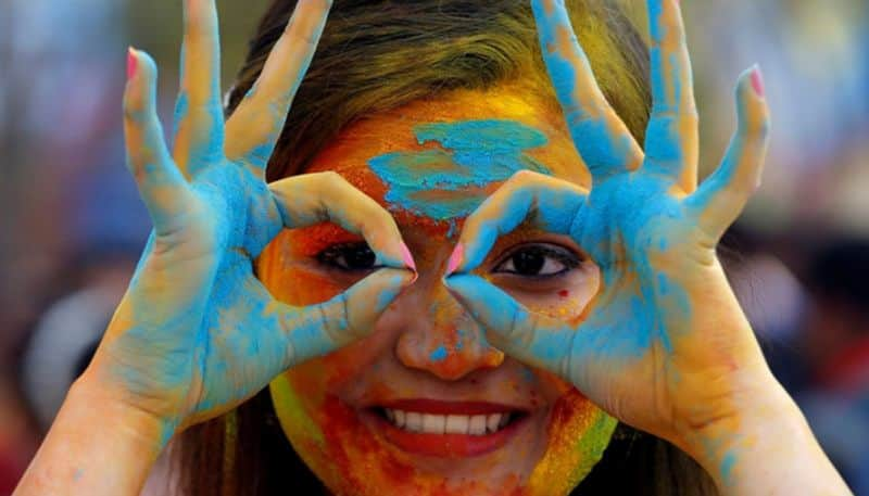 Holi 2022: Do's and Dont's to protect your eyes from Holi colours RCB