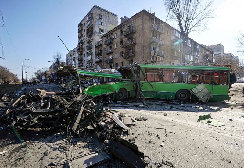 Russia Ukraine war Mariupol theatre sheltering hundreds bombed mah